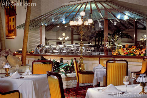 Sheraton Ambassador Hotel 9